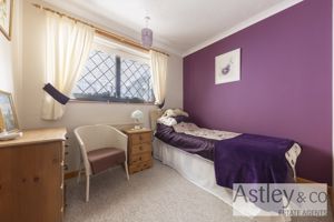 bedroom- click for photo gallery